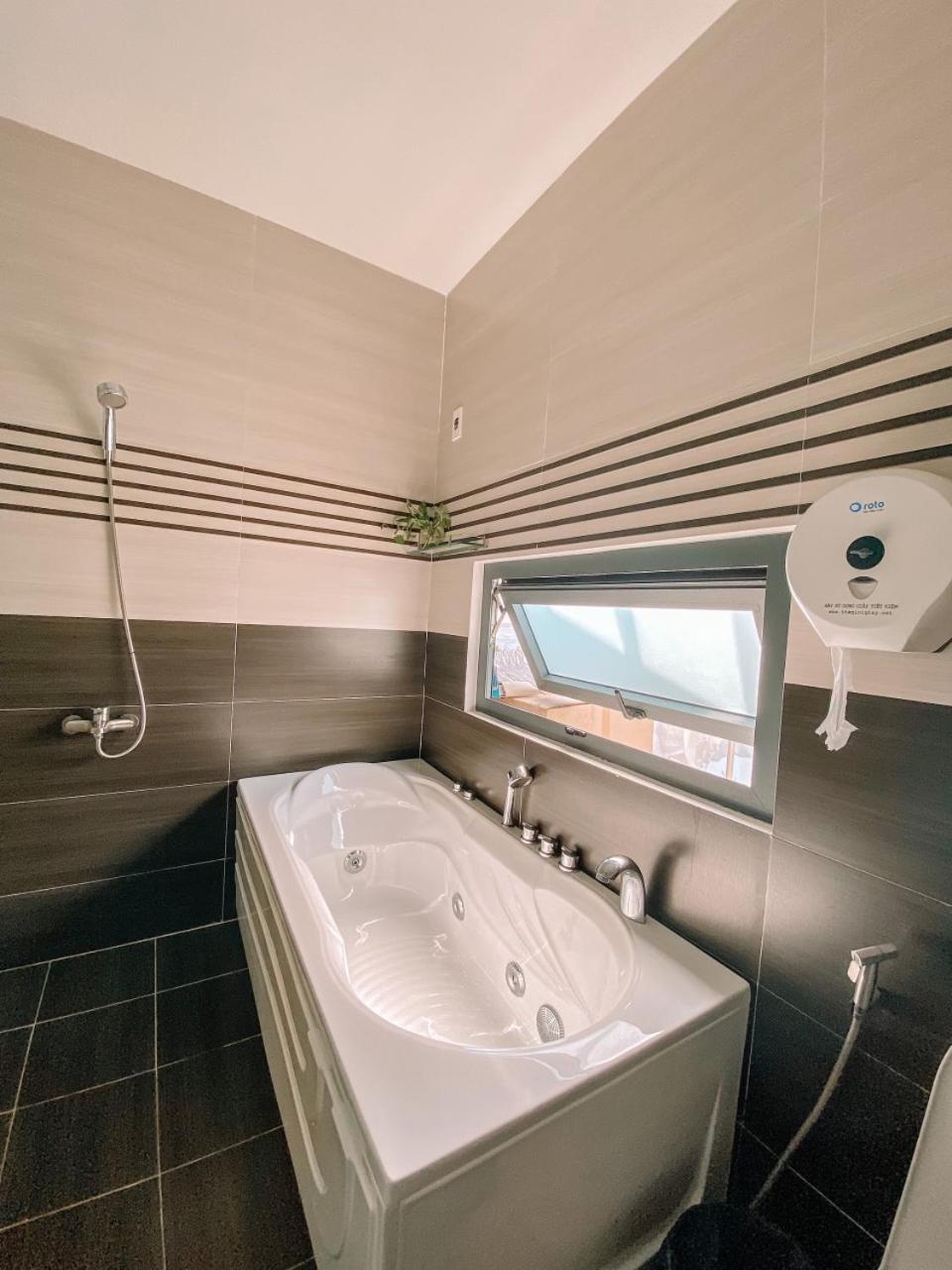 Phan Rang Sunshine Hotel Kinh Dinh Exterior foto